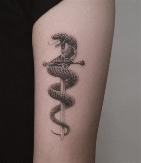 Snake meaning and tattoo ideas. Best Snake Tattoos - Tattoo Insider