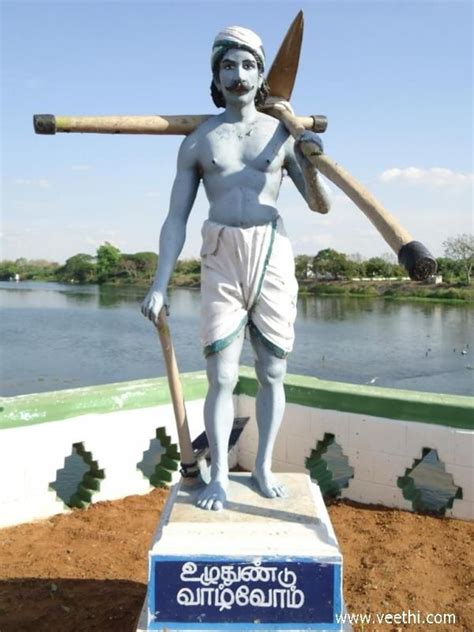 A Farmers Statue At Kallanai Trichy Veethi Village Photography