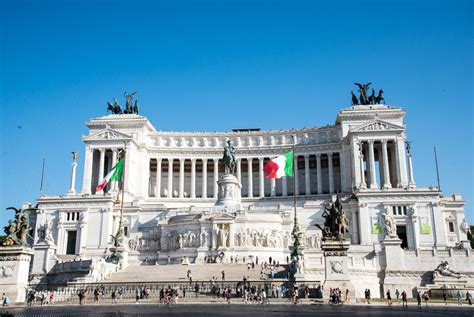 A história recente de roma começou em 1870 ao ser declarada capital da itália. Partiu Itália! Voos para Roma, Milão, Veneza e Bolonha a ...