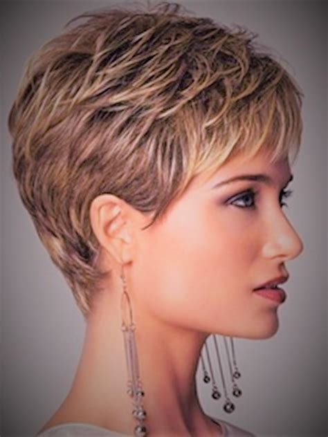 short haircuts for women with hair loss ideas for the undecided 2022 top stories magazines