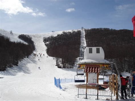 Campofelice ski, rocca di cambio. Ski resort Campo Felice - Rocca di Cambio - Skiing Campo ...