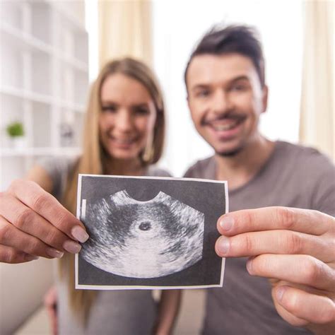 Somit wird das kind nun auch nicht mehr als embryo, sondern als fötus bezeichnet. 9. SSW: Das passiert in der 9. Schwangerschaftswoche ...