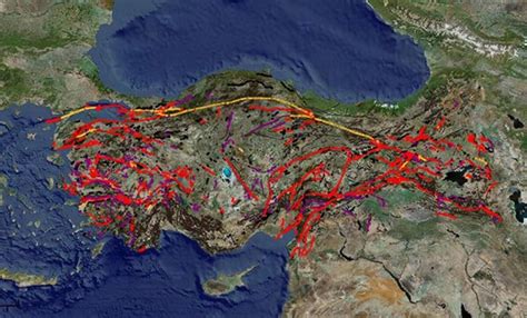 Fay hattı haritası Fay hattı sorgulama nasıl yapılır Deprem risk