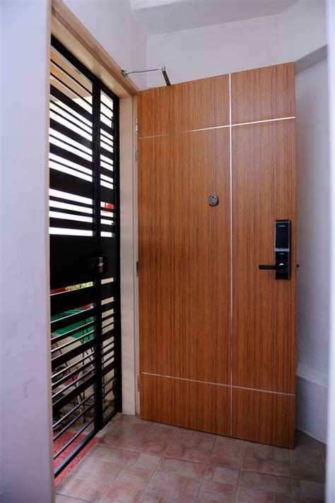 If there is one room that you really want a door on in your house, it is your bedroom. 2019 HDB Fire Rated Main Door, HDb Bedroom Door, HDB ...