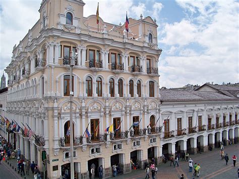 Ve 226 opiniones y 306 fotos de usuarios, y unas grandes ofertas para el grand boutique hotel, clasificado en el puesto no.1 de 180 b&bs / hostales en bucarest y con una puntuación de 4.5 sobre 5 en tripadvisor. Boutique Hotel Plaza Grande: Quito, Ecuador