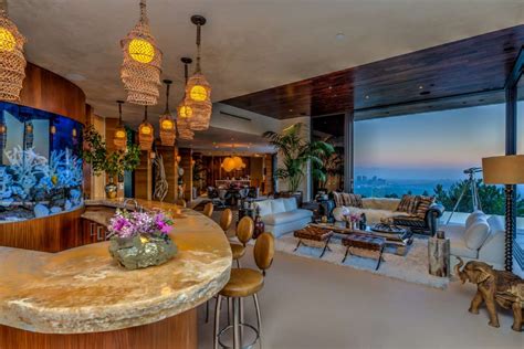 20 Million Contemporary Hilltop Home In Los Angeles Ca Homes Of The