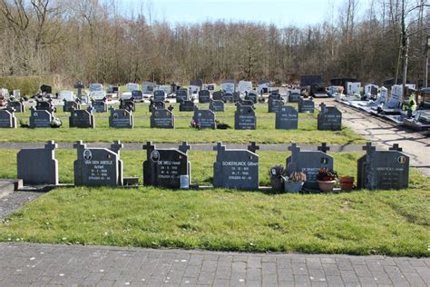 Belgian Graves Veterans Nederhasselt Nederhasselt Ninove