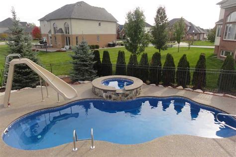 Sun And Fun Pools Swimming Pool Center From Michigans Premier