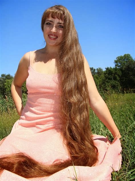 Long Hair Pictures Beautiful Girl With Floor Length Hair Long Hair Ladies