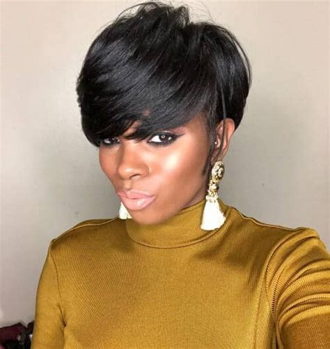 Also, sheer bangs are the best choice for those who are still aren't sure if they are ready to commit to a fringe. 2021 Short Haircuts Black Female - 30+ | Hairstyles | Haircuts