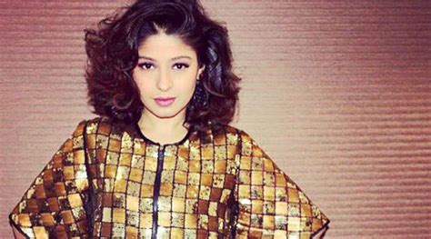 Singer Sunidhi Chauhan Is Five Months Pregnant Here Are Exclusive Details About How She Is