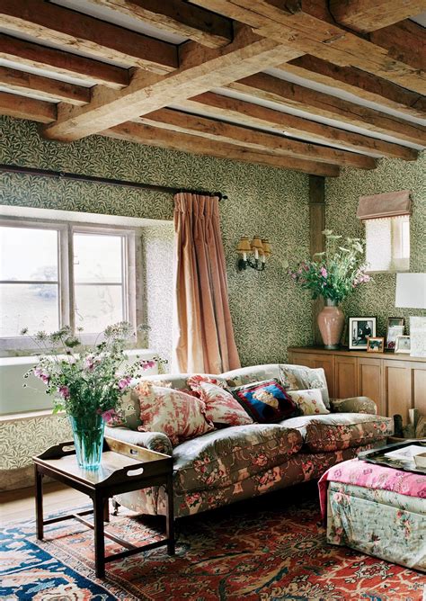 English Style Home Interior Design
