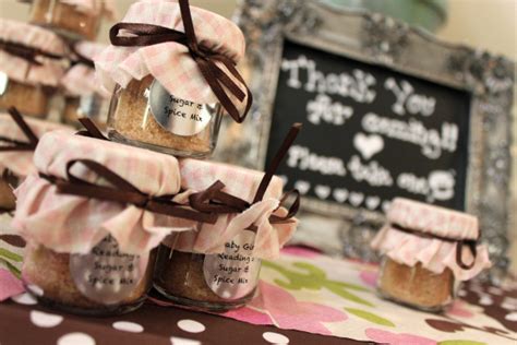 Top 10 Most Creative Homemade Bridal Shower Favors For Your Guests