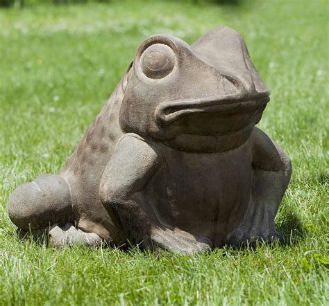 Campania International A 224 Na Giant Garden Frog Statue