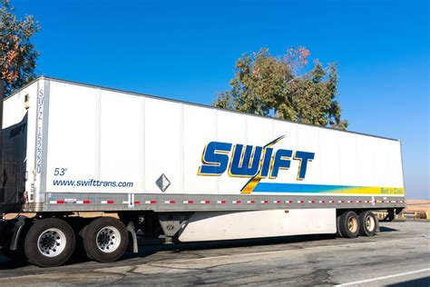 What Happens If I Am Hit By A Swift Transportation Truck The Law
