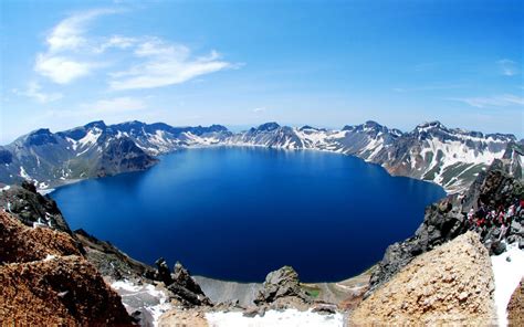 Big News World 9 Most Beautiful Crater Lakes In The World