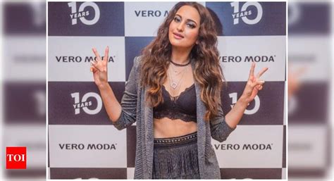Sonakshi Sinha I Became Fit For Myself Hindi Movie News Times Of India