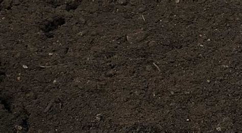 Premium And Economy Grade Topsoil For Delivery London Top Soil Company