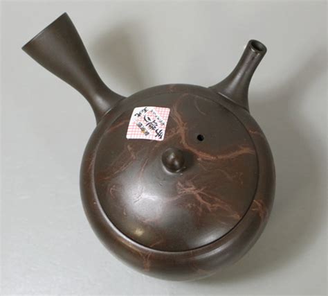 Japanese Tokoname Teapot By Gyokko