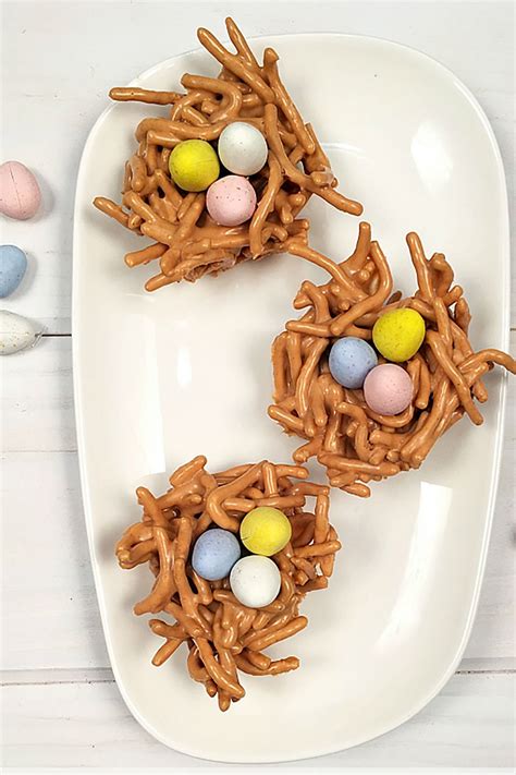 These Easy To Make Easter Snacks Are So Cute We Cant Resist Easter Dessert Easter Recipes