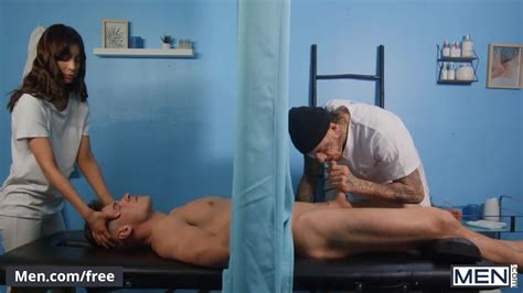 Men Massage Therapist Bo Sinn Gets On The Table Takes A Bareback