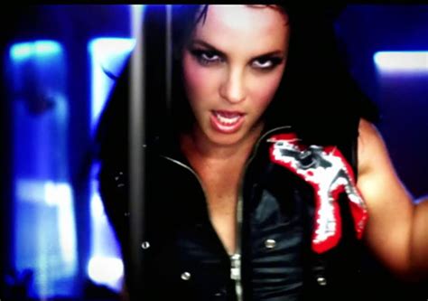 Gimme More Entra Al Top 10 De Youtube Gracias Al Desnudo De Britney