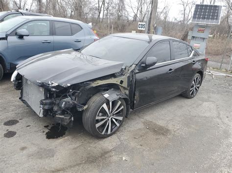 2021 Nissan Altima Sr Sedan With Salvage Title Available For Sale In