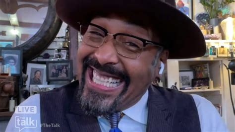 Jesse L Martin Teases Possible Return To Nbc Law And Order Revival