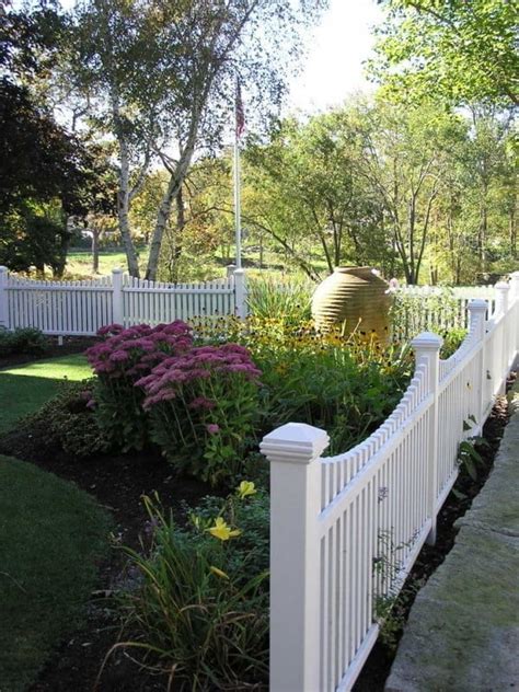 20 White Picket Fence Landscaping Ideas And Designs