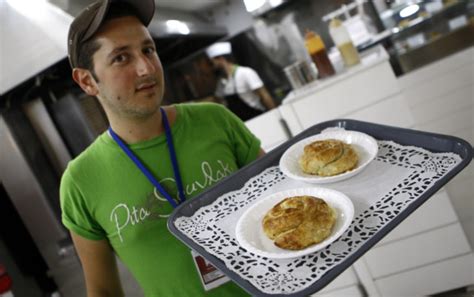Slip gaji merupakan bentuk tanda bukti atas gaji atau pembayaran untuk seorang pekerja. A foodie's trail at Global Village | Going-out - Gulf News