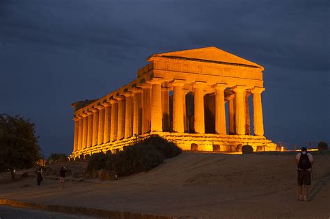 Valley Of The Temples In Agrigento How And When To Visit Sicily Villas