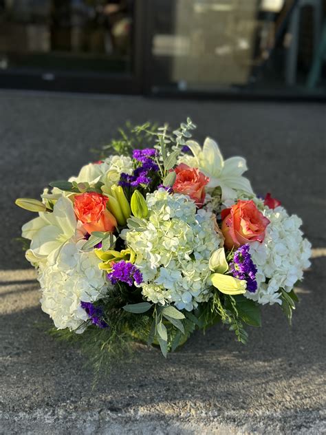 Fire And Ice Bouquet New Item In Ipswich Ma Ipswich Hearts N Flowers