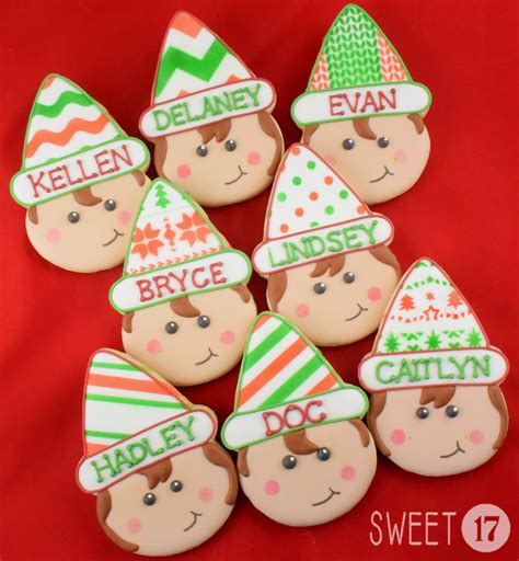 When it comes time to decorate your 3d cookie christmas tree recipe, pipe on your icing using a round nozzle point. Christmas sugar cookies Sweet17Cookies.etsy.com | Iced ...