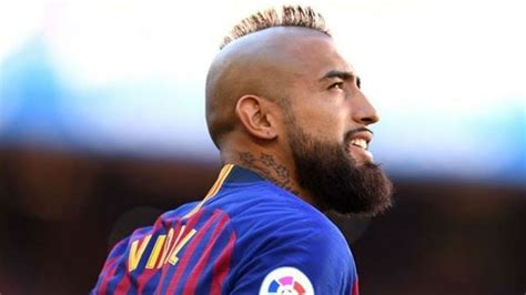 Maybe you would like to learn more about one of these? La oportunidad para los fichajes del Barcelona - YouTube