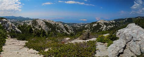 Nacionalni park sjeverni velebit, hrvatski nacionalni park, proglašen je 9. Nacionalni park Sjeverni Velebit smještaj i apartmani u ...