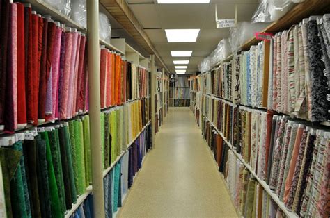 Sauders Fabrics Shop Fabric Shop Display Quilt Shop Fabric