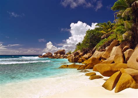 The Sky Rocks Solid Scenics Nature Seychelles Idyllic Motion
