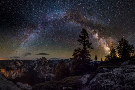 Yosemite National Park Looks Pretty Incredible At Night Space