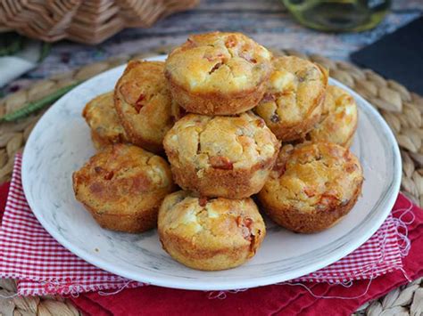 Muffins De Atún Tomate Y Feta Receta Petitchef