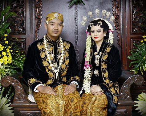 Tata Cara Ritual Pernikahan Adat Jawa