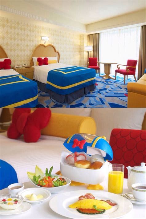 Donald Duck Themed Room At The Ambassador Hotel At Tokyo Disneyland