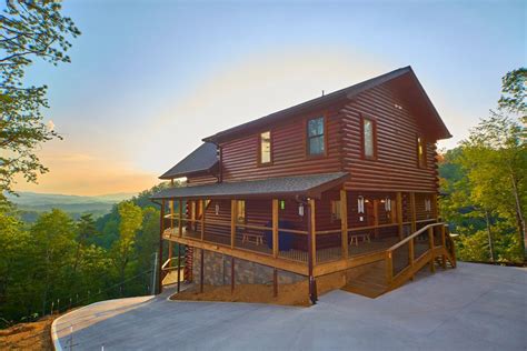 Find and book deals on the best cabins in tennessee, the united states! Cozy Mountain Cabins - Cabins in Gatlinburg and Pigeon ...