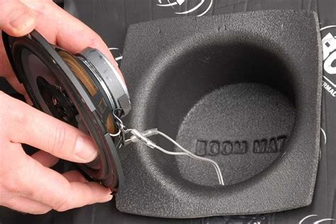 How To Install Speaker Baffles In The Car