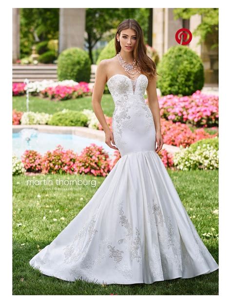 Mon Cheri Bridal Calliope Size 6 Sample Wedding Dress Nearly Newlywed
