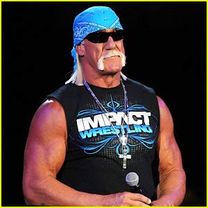 Hulk Hogans Rep Responds To Claims Hes Paralyzed Hulk Hogan Just