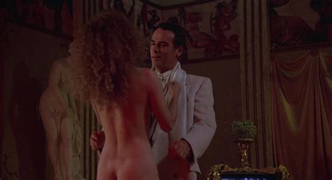 Nancy Travis Nude Married To The Mob 1988