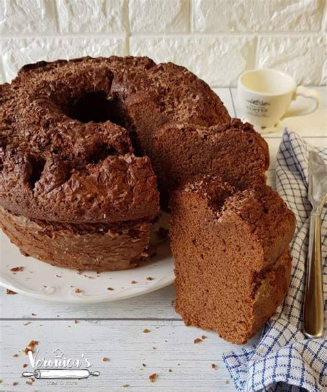 Una torta a base di cacao amaro in polvere, senza burro. Ricetta torta al cioccolato bimby | Ricettario Tipico