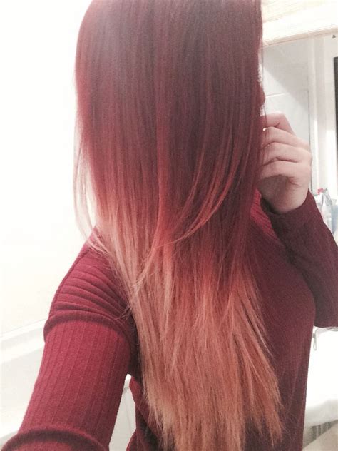 I'm not a professional hairdresser. Red to blonde dip-dye! Love my hair! 👌🏼 | Blonde dip dye ...