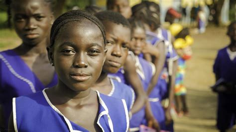 Sierra Leone Lifts 10 Year Ban On Pregnant Girls Attending School Global Voices Everand