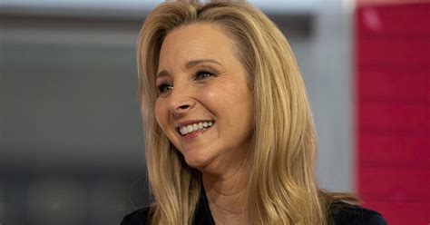 Lisa Kudrow Admits To Feeling Insecure When She Filmed With Friends